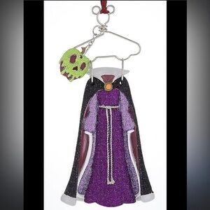Authentic Disney’s The Evil Queen heel ornament